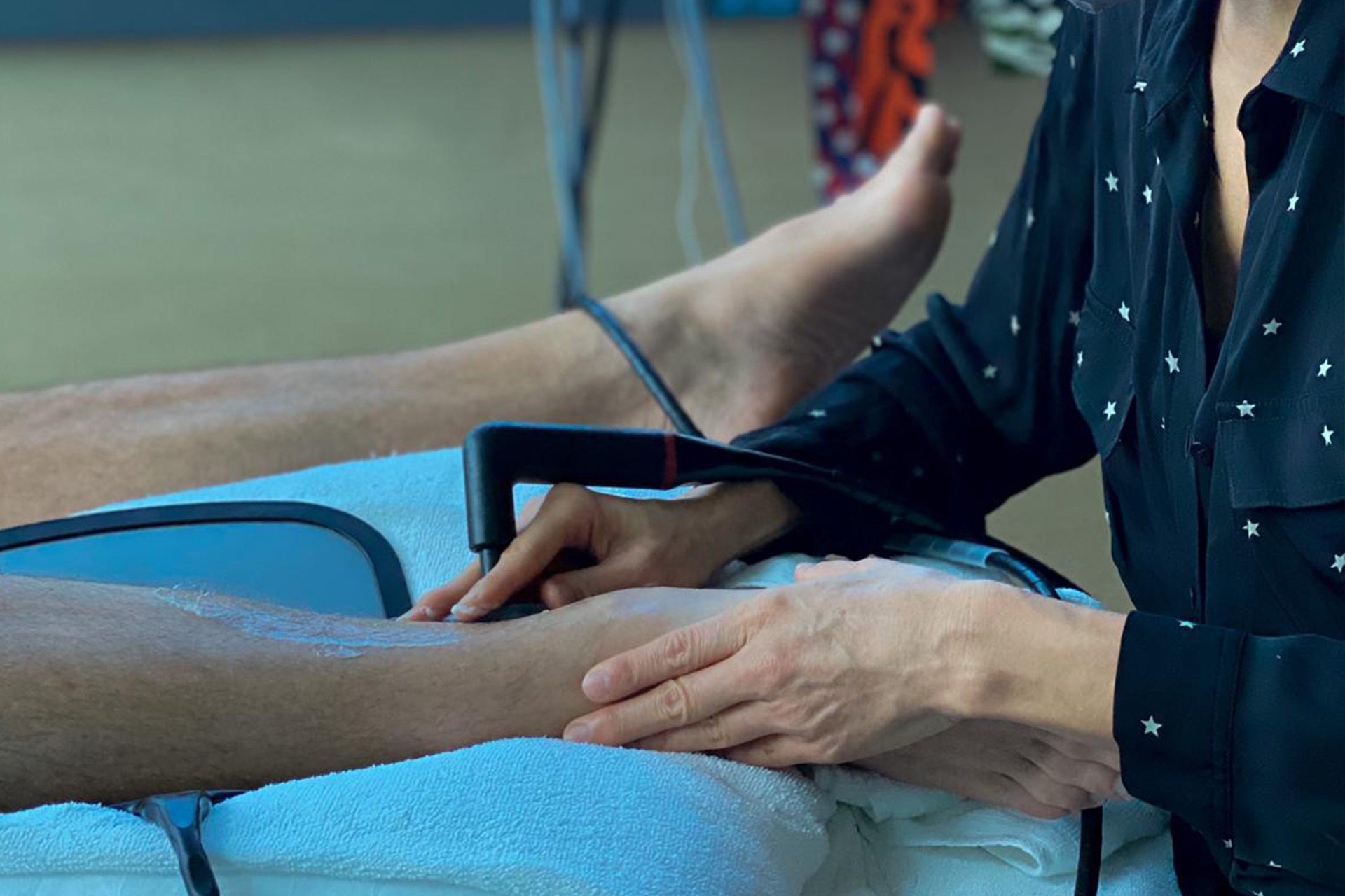 HelloPhysio physiotherapy INDIBA radiofrequency INDIBA radiofrequency