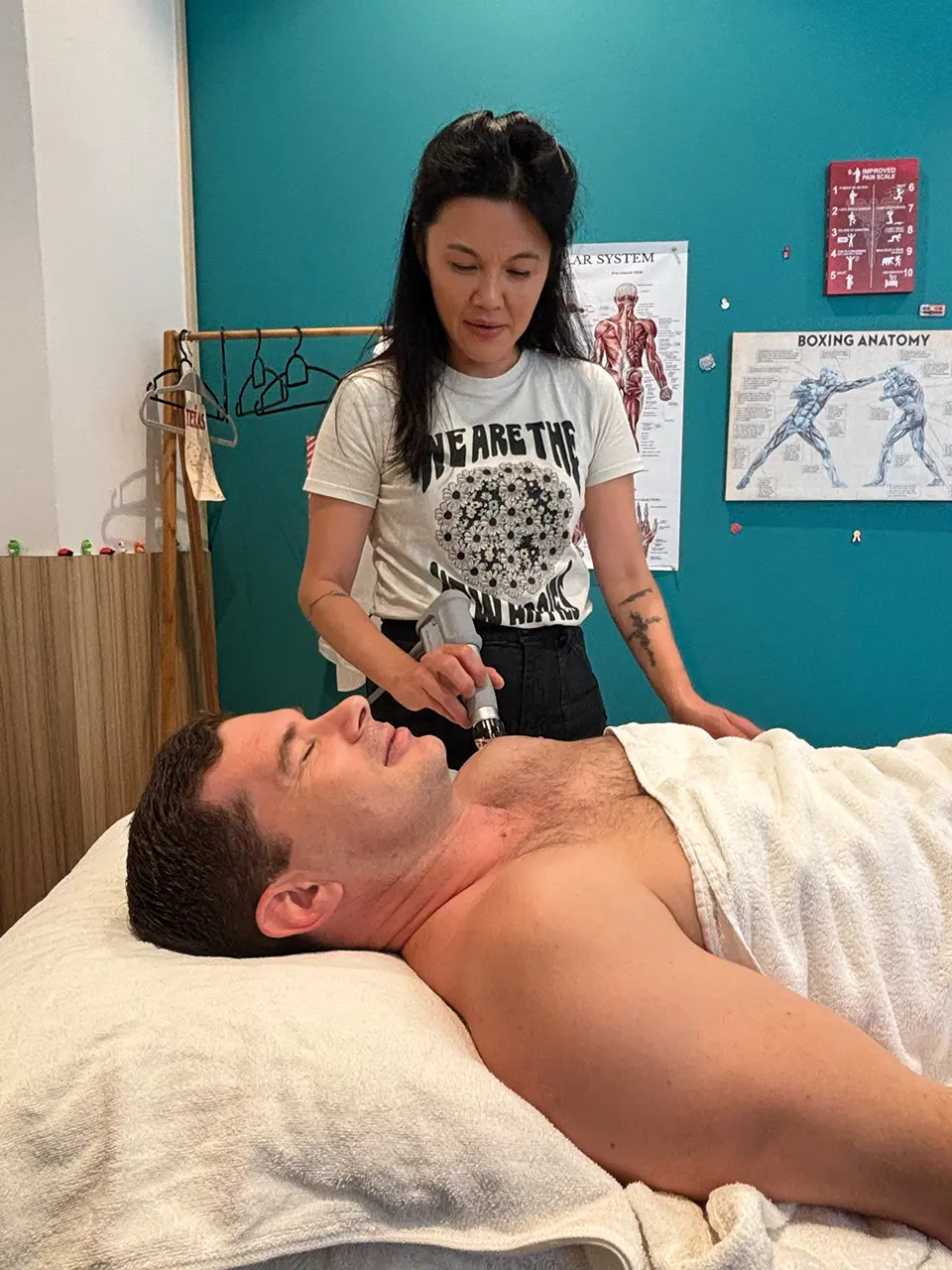 Image 11: pain relief physiotherapy clinic in Singapore