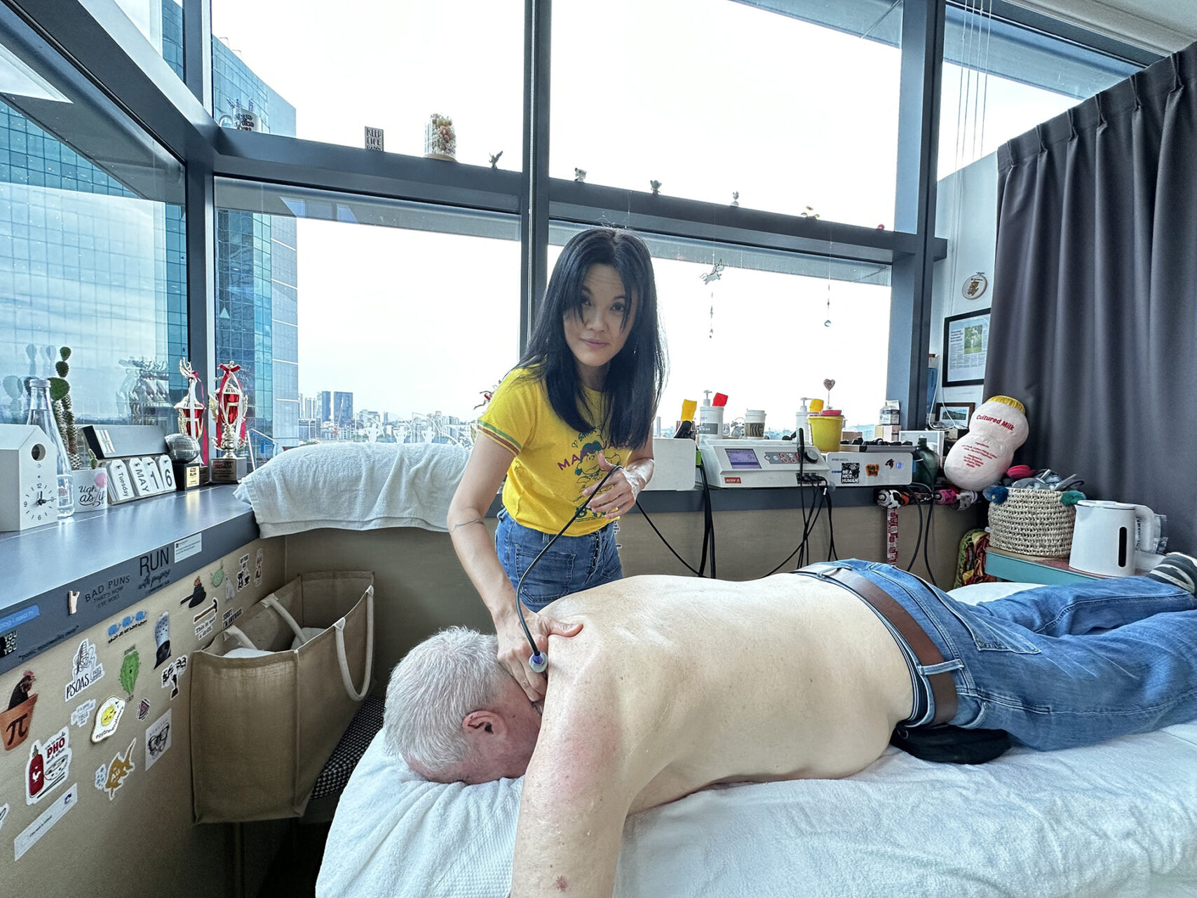 physiotherapy massage therapy in Singapore