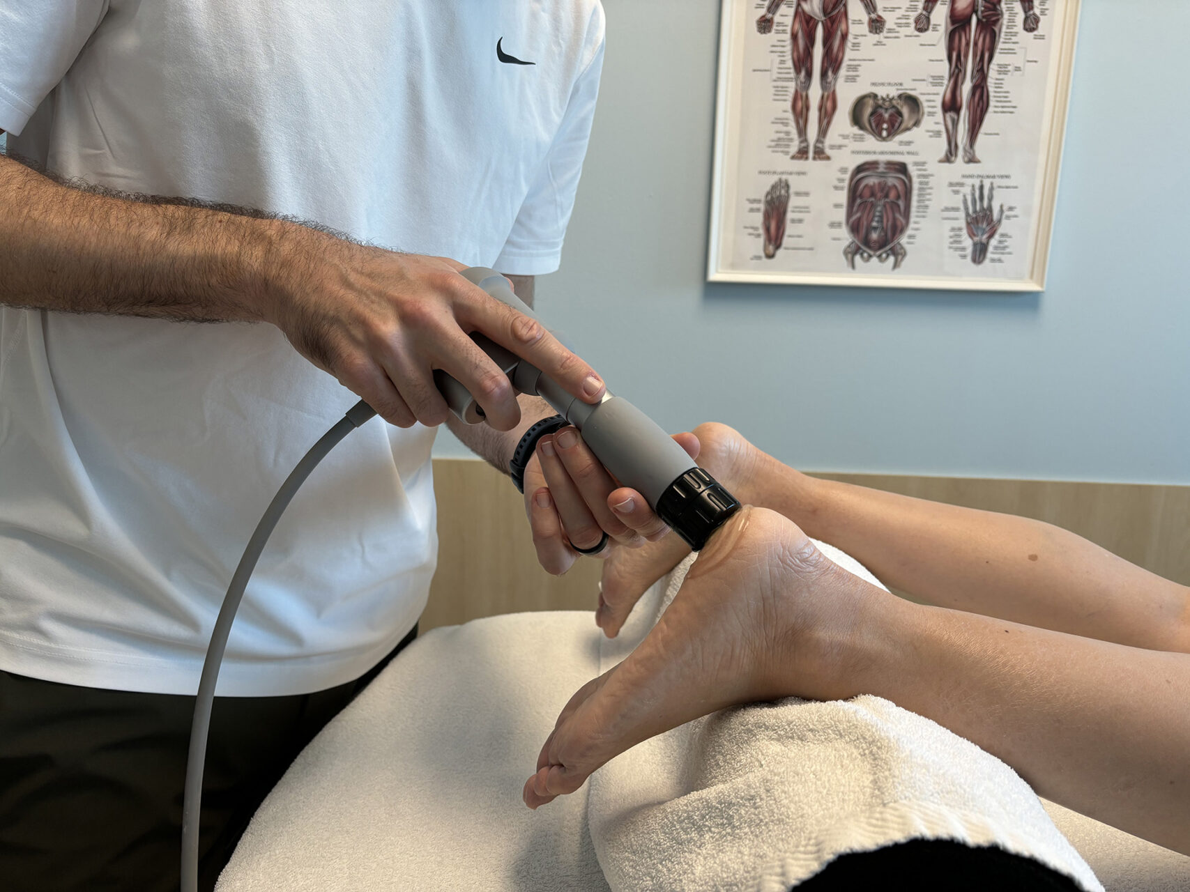 back of heel bone pain