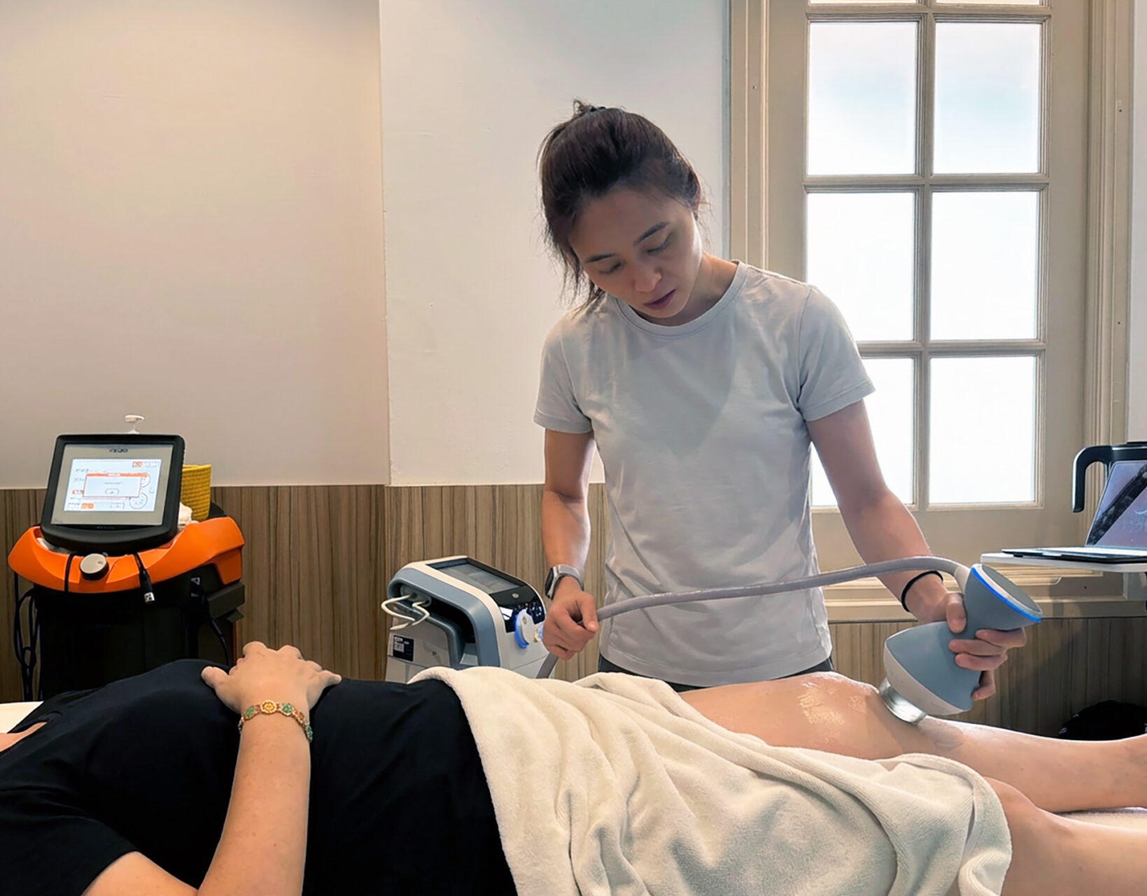 inner knee pain after running