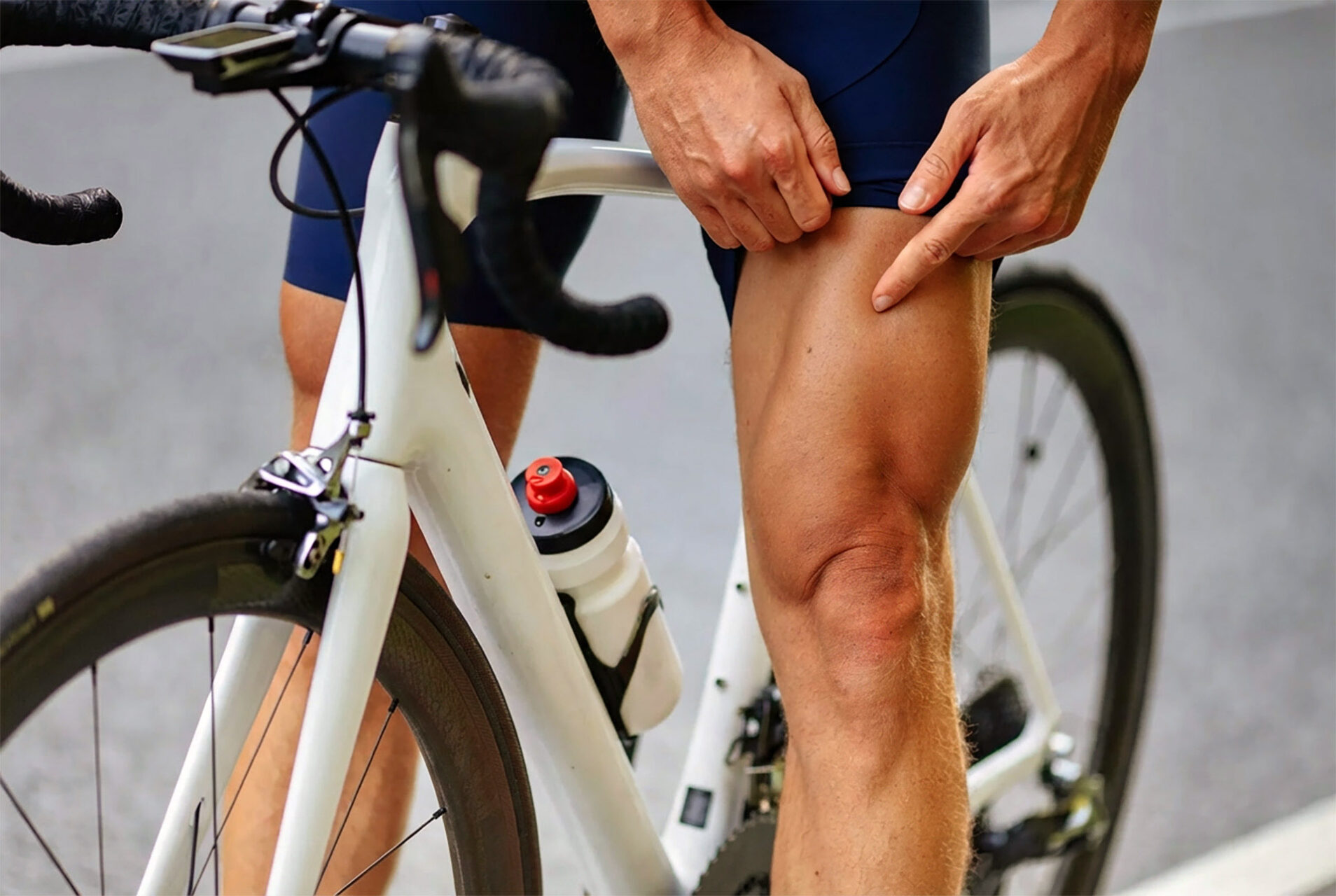 inner knee pain cycling