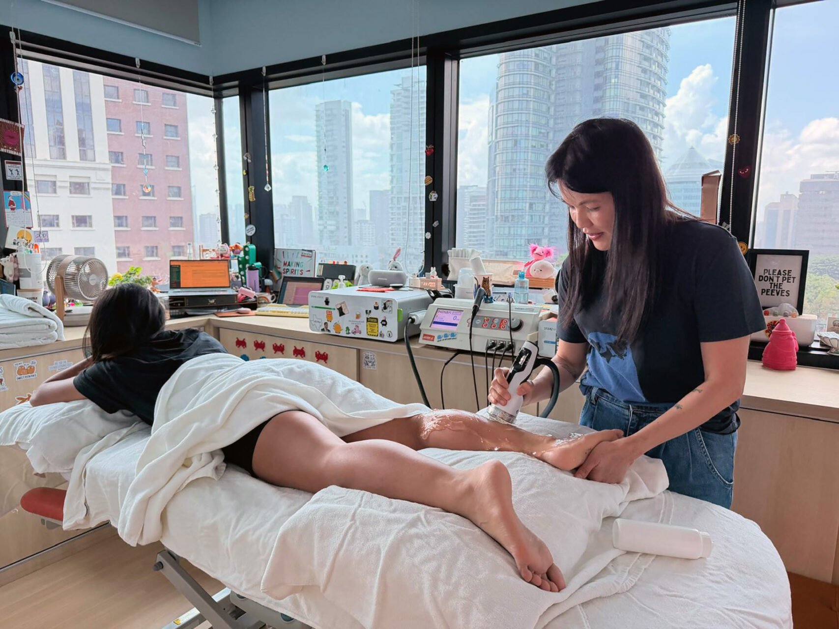 heel bursitis causes