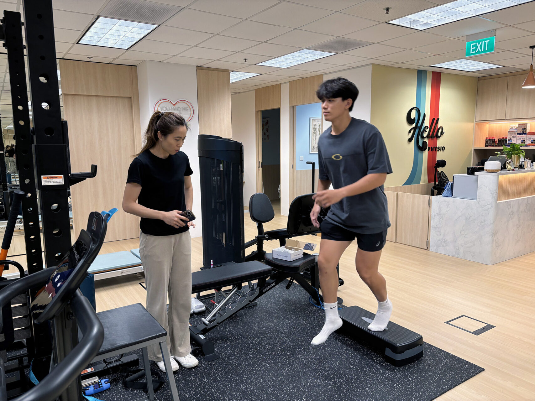 hairline ankle fracture healing time