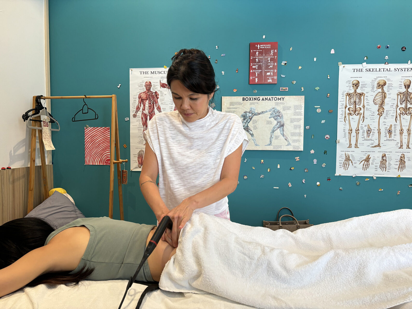 lower left back pain female