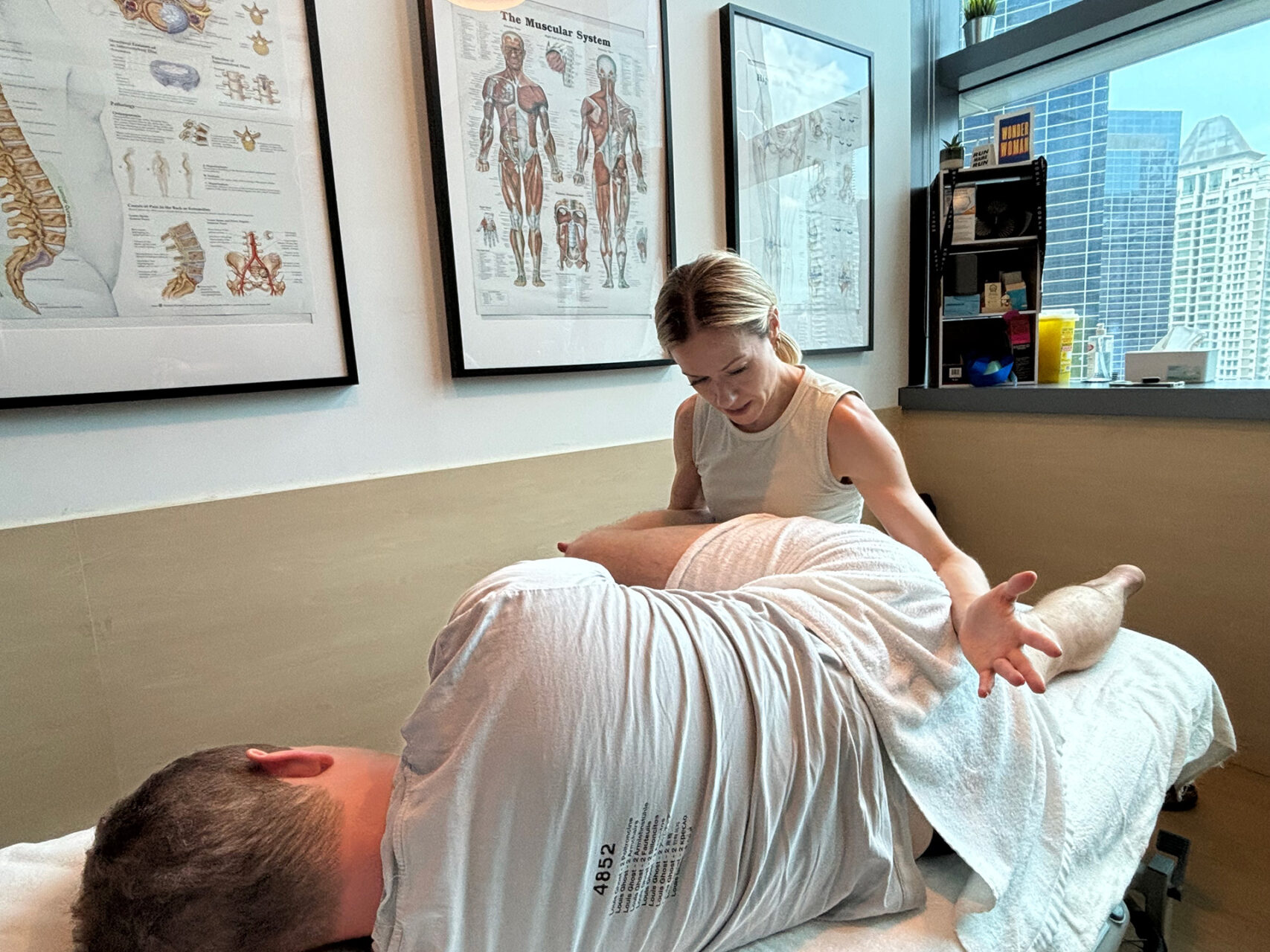 middle back pain causes